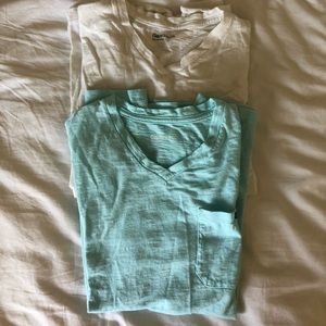 Gap Kids V Neck T shirts - 2